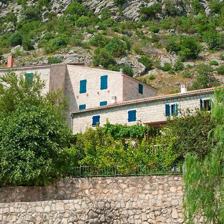 Holiday Home Neda 스베티스테판 외부 사진